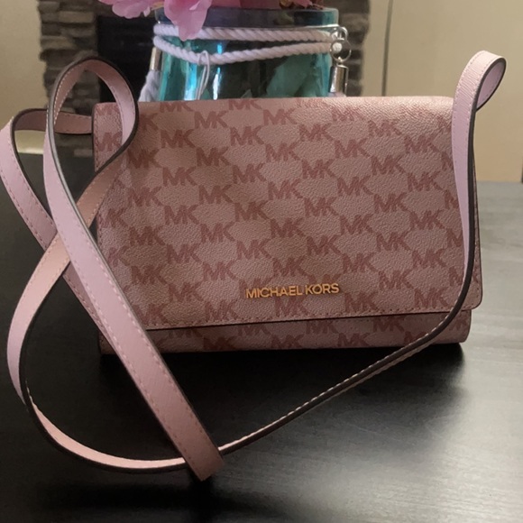 NWOT BEAUTIFUL MICHAEL KORS WALET-BAG - Picture 5 of 5